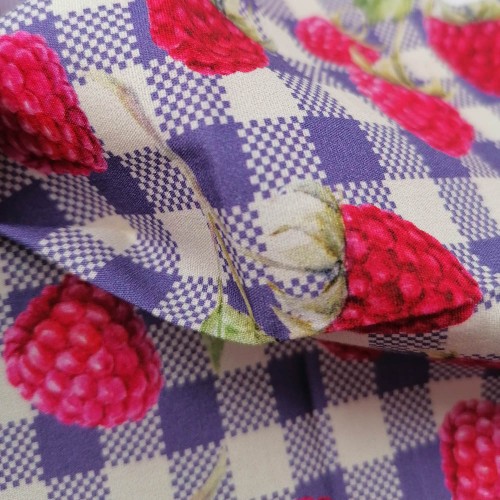 50/1 Poplin Fabric Raspberry Printed PPL0023